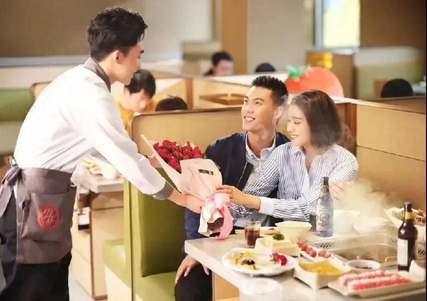 这么多餐厅涨价,为什么大家只骂海底捞?(图9) 这么多餐厅涨价,为什么大家只骂海底捞?(图9)