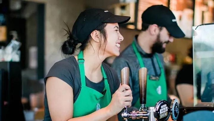 世界500强“星巴克”竟然这样培训员工!(图1) 世界500强“星巴克”竟然这样培训员工!(图1)