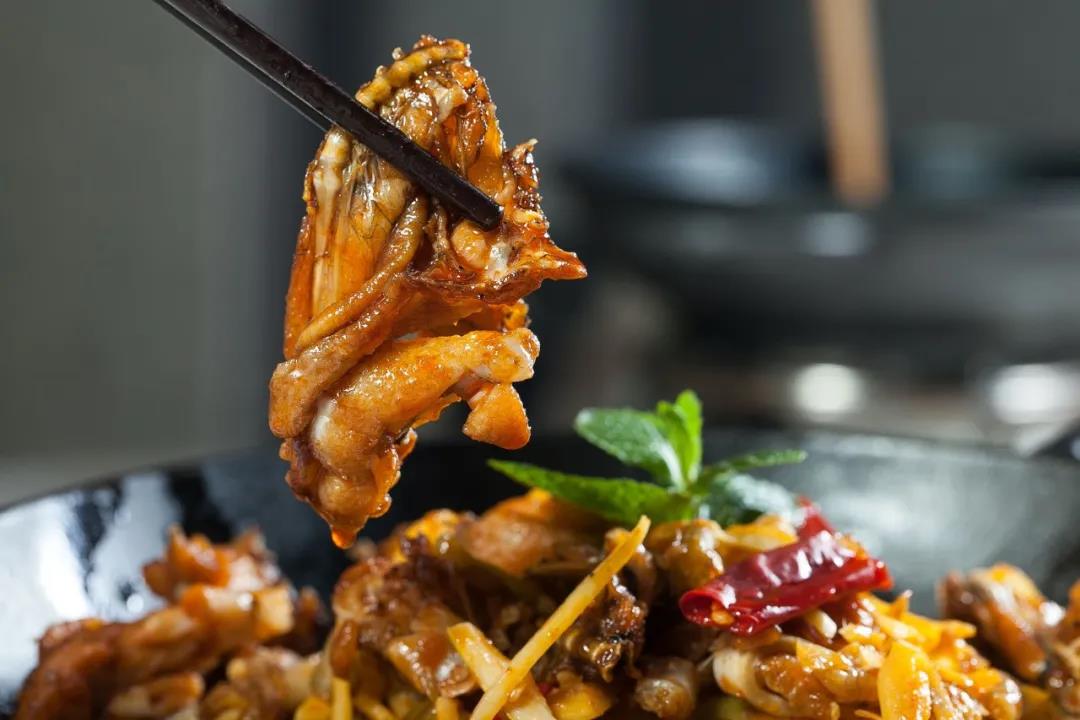 原材料价格暴涨!牛蛙品类即将迎来大震动?(图3) 原材料价格暴涨!牛蛙品类即将迎来大震动?(图3)